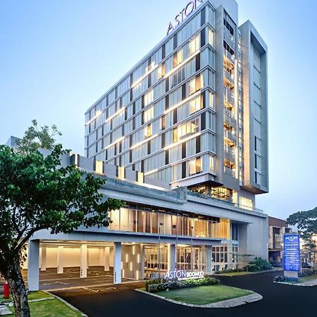Aston Sidoarjo City Hotel & Conference Center Экстерьер фото