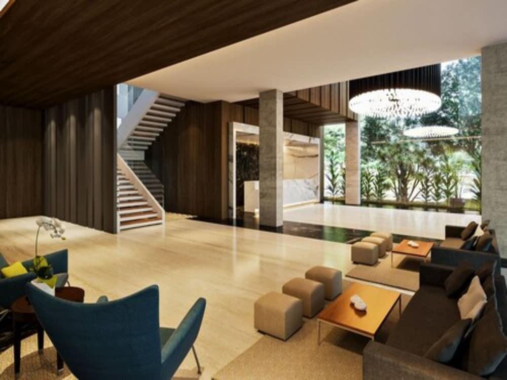 Aston Sidoarjo City Hotel & Conference Center Экстерьер фото